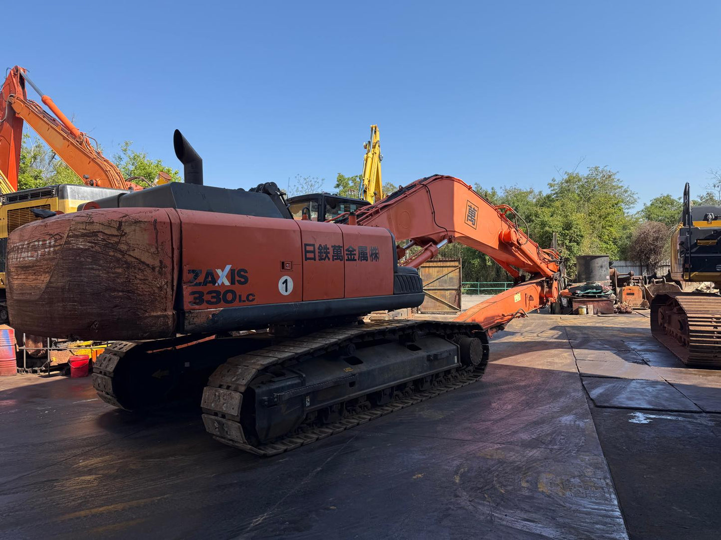 Hitachi ZX330LCMH-5B Excavator