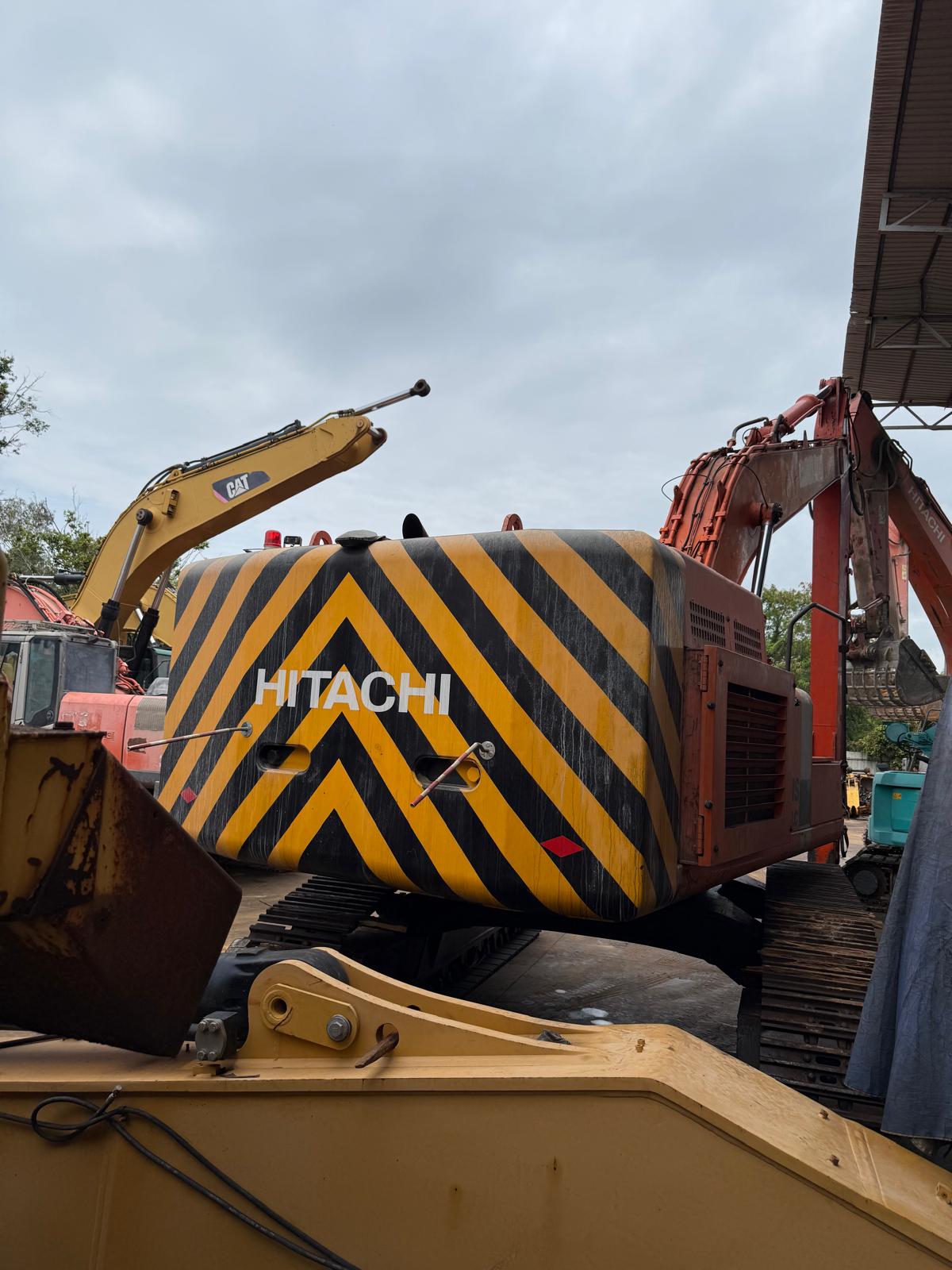 Hitachi ZX450LC-3 Excavator