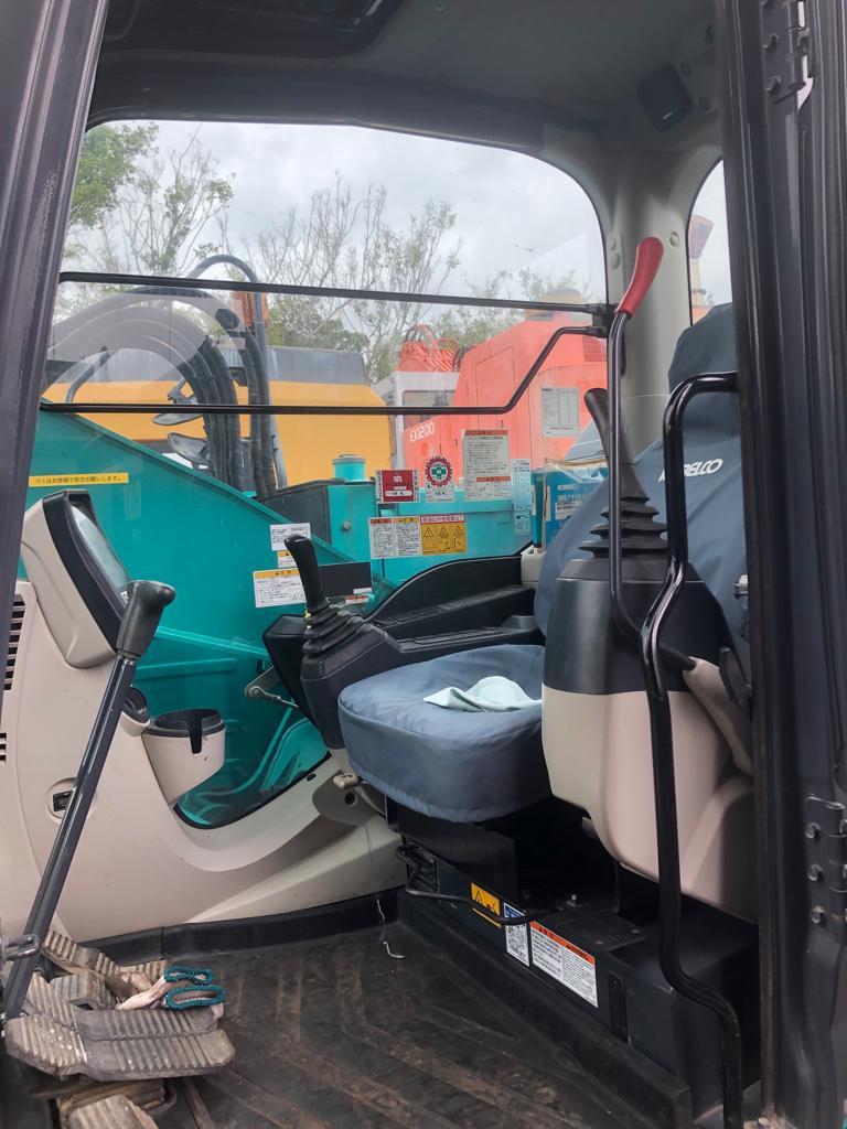 SK135SR-3-YY07-28562