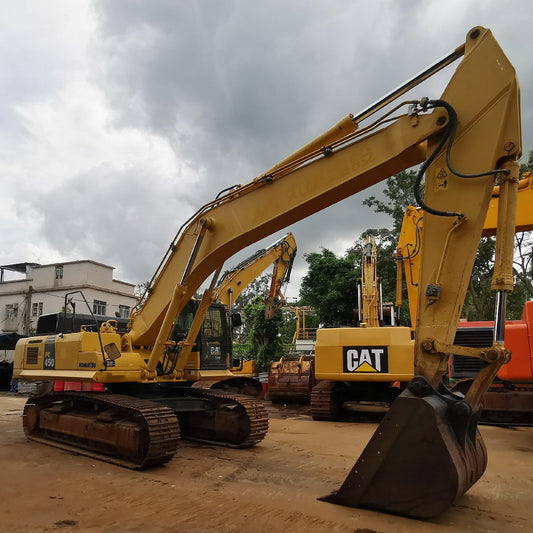 Komatsu PC450-8 Excavator