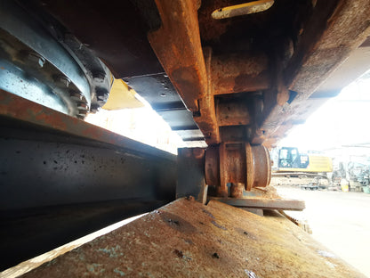Komatsu PC450-8 Excavator