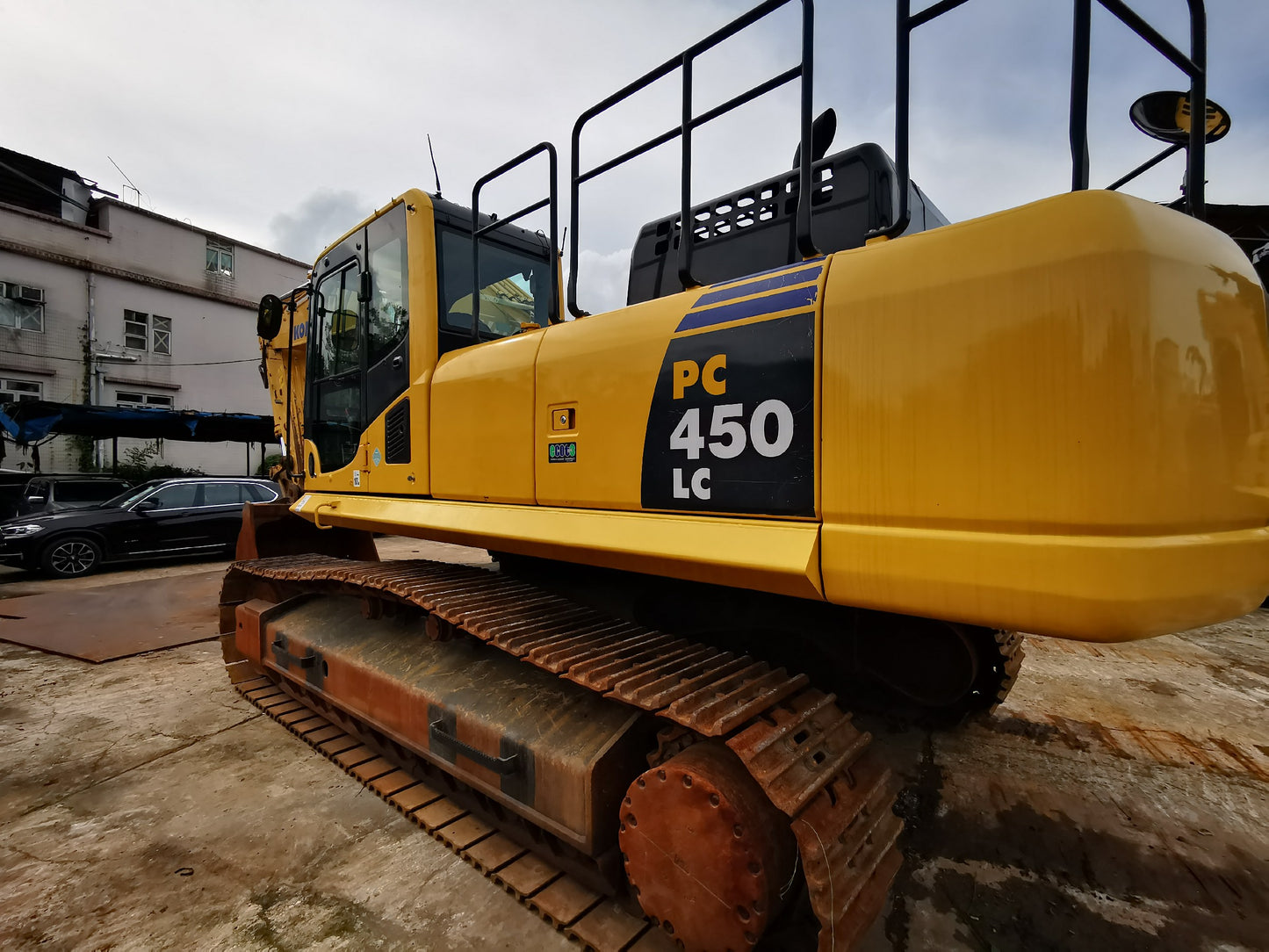 Komatsu PC450LC-8 Excavator