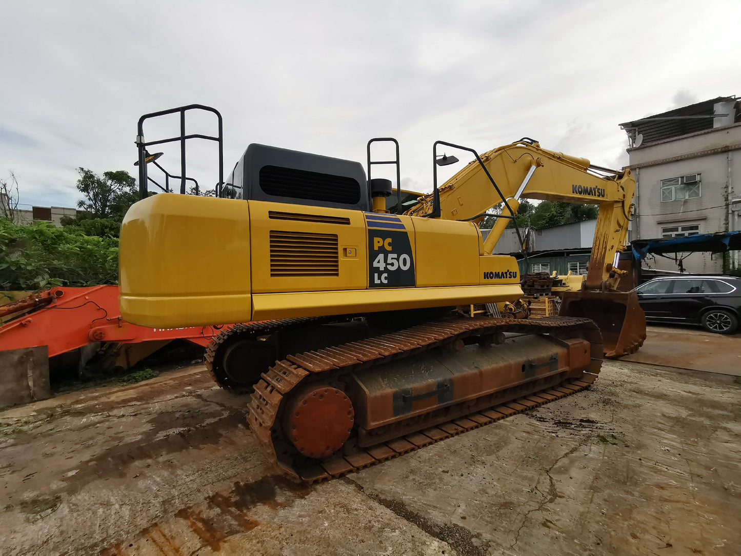 Komatsu PC450LC-8 Excavator