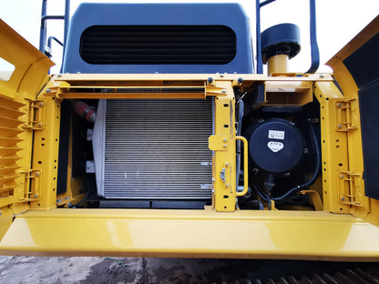 Komatsu PC450LC-8 Excavator