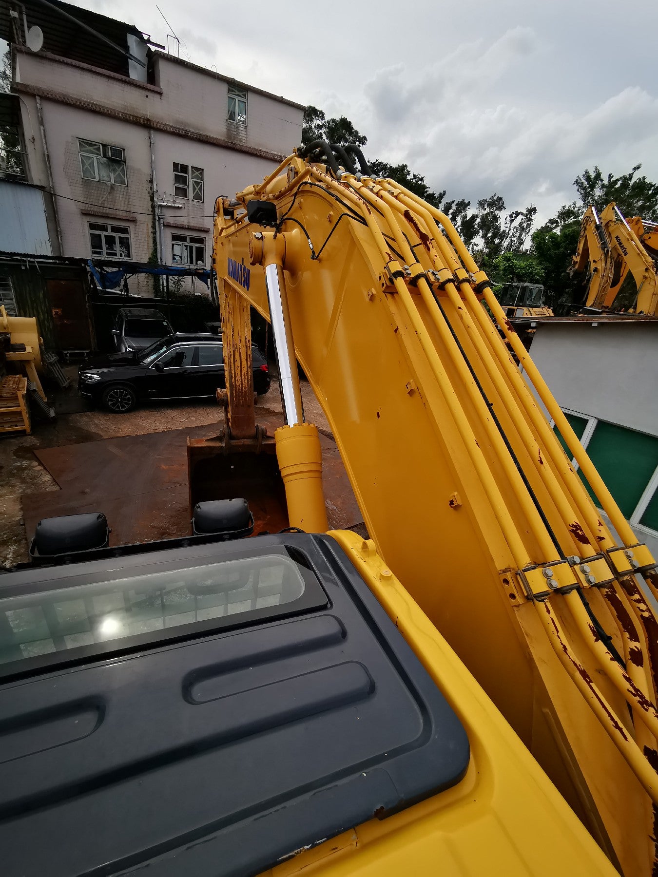 Komatsu PC450LC-8 Excavator