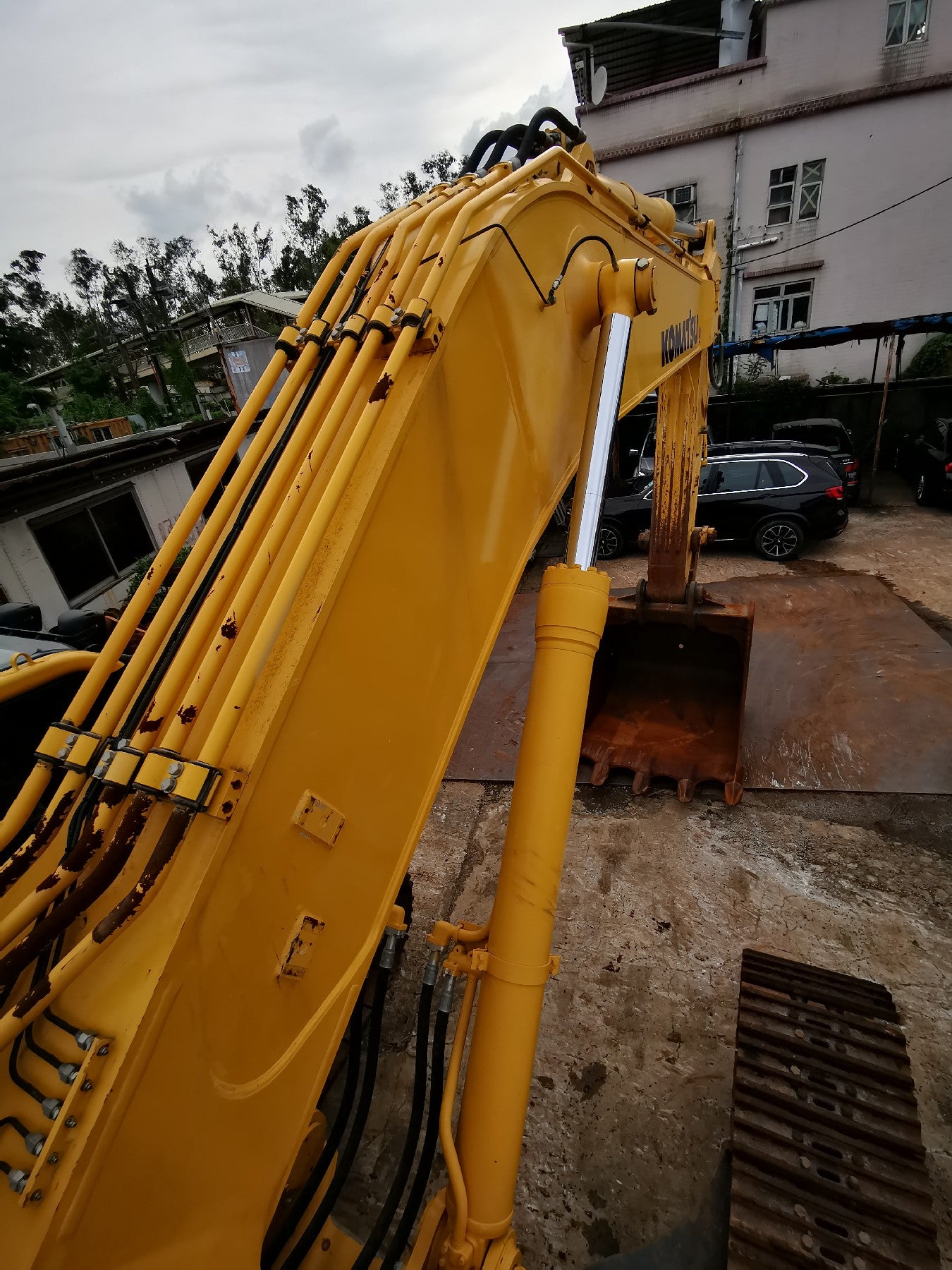 Komatsu PC450LC-8 Excavator