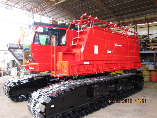 Manitowoc 11000-1 Crane