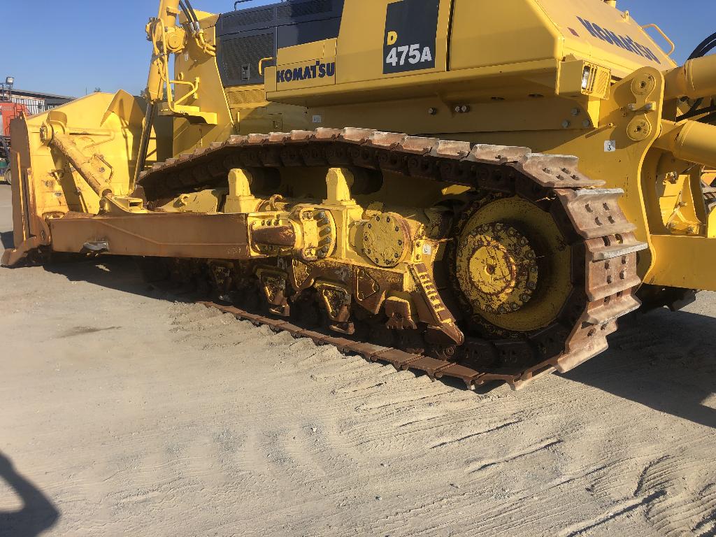 Komatsu D475A-5E0 Bulldozer