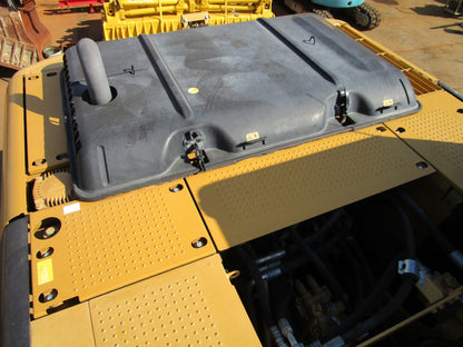 CAT 320D Excavator