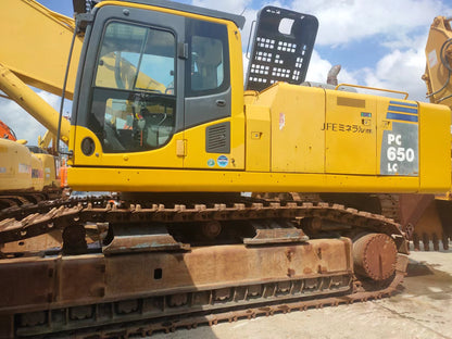 Komatsu PC650-8E0 Excavator