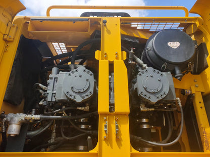 Komatsu PC650-8E0 Excavator