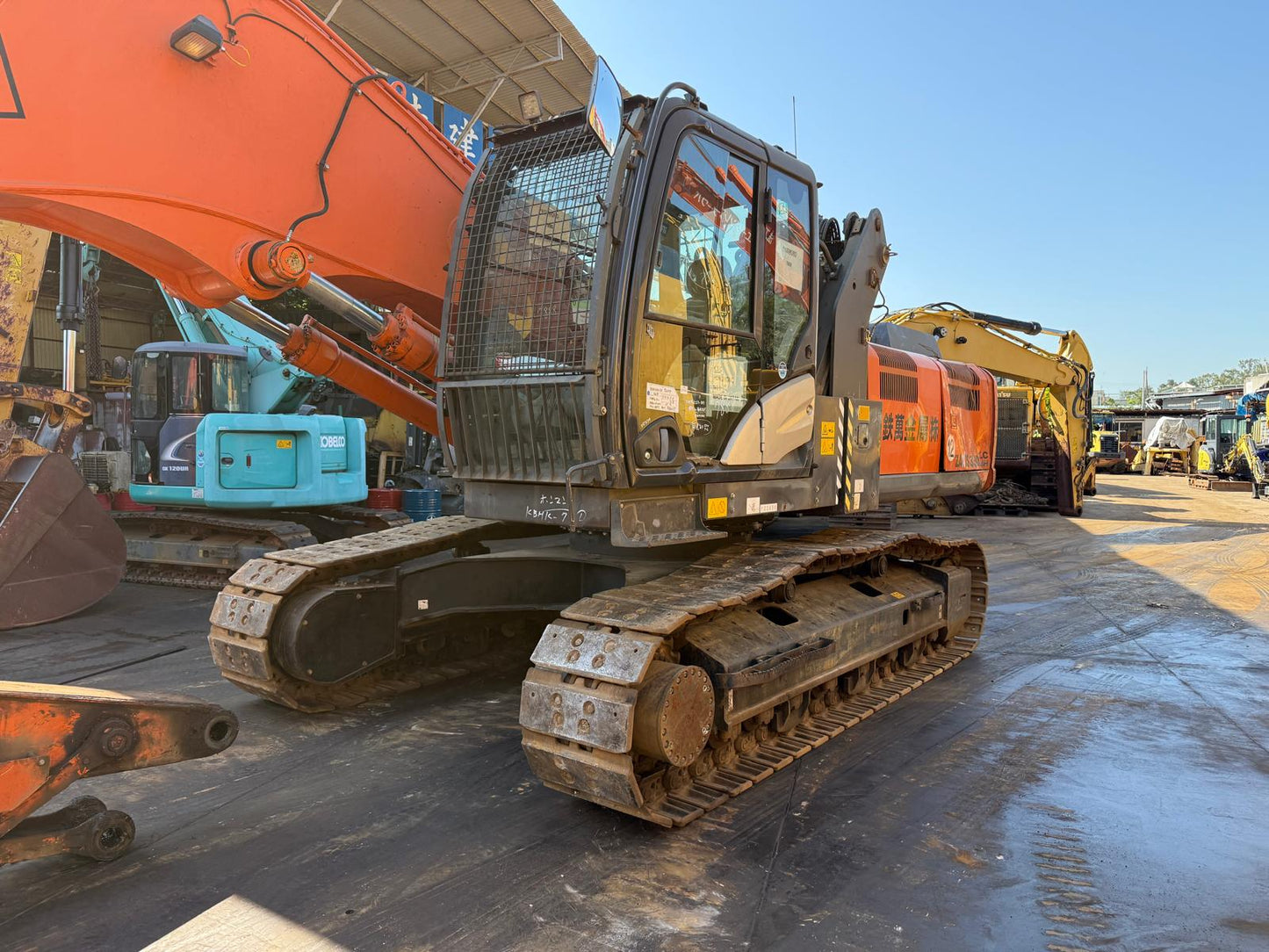 Hitachi ZX330LCMH-5B Excavator